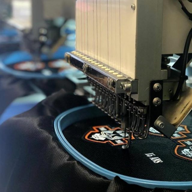 ecusson brodé ccqf machine broderie